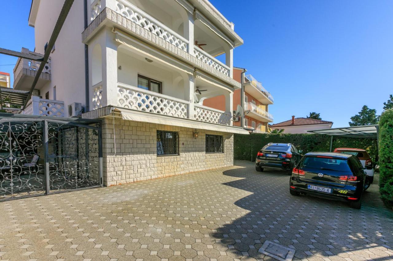 Apartment Eni Селце Экстерьер фото