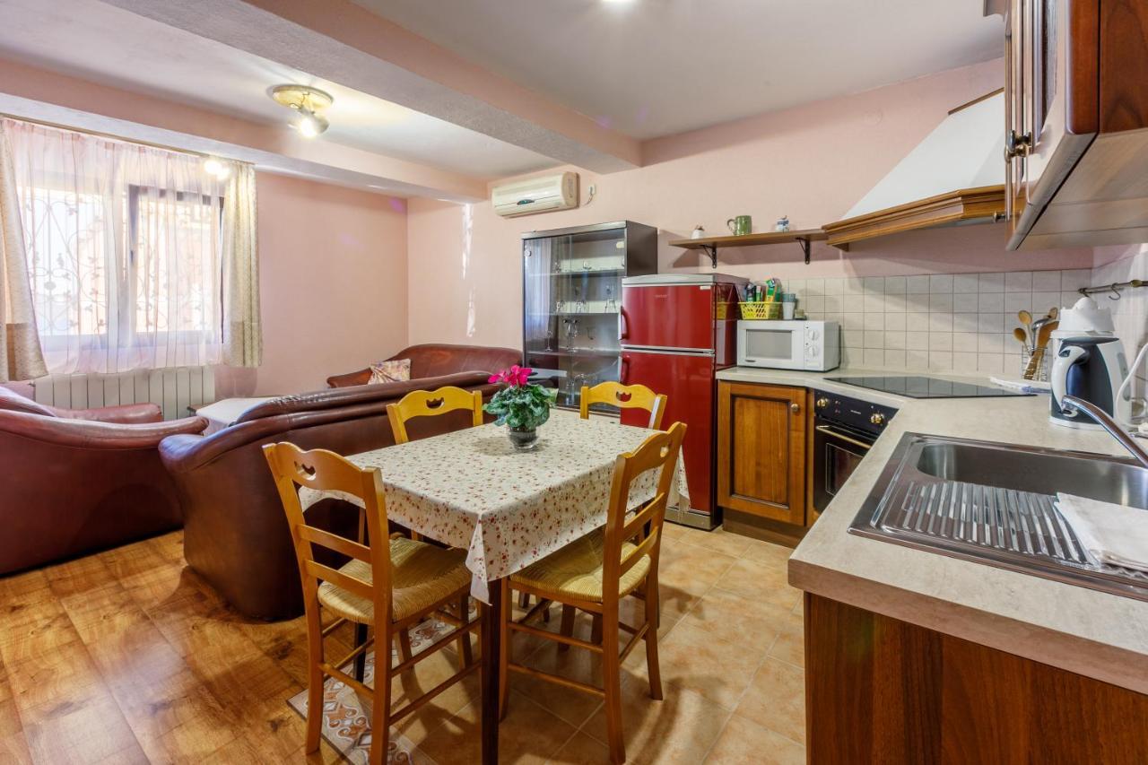 Apartment Eni Селце Экстерьер фото