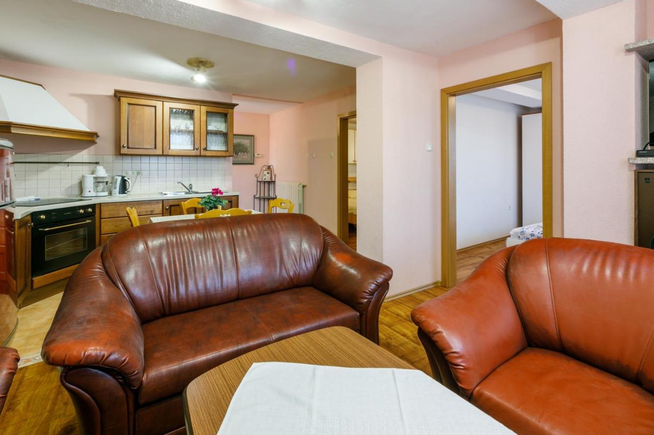 Apartment Eni Селце Экстерьер фото